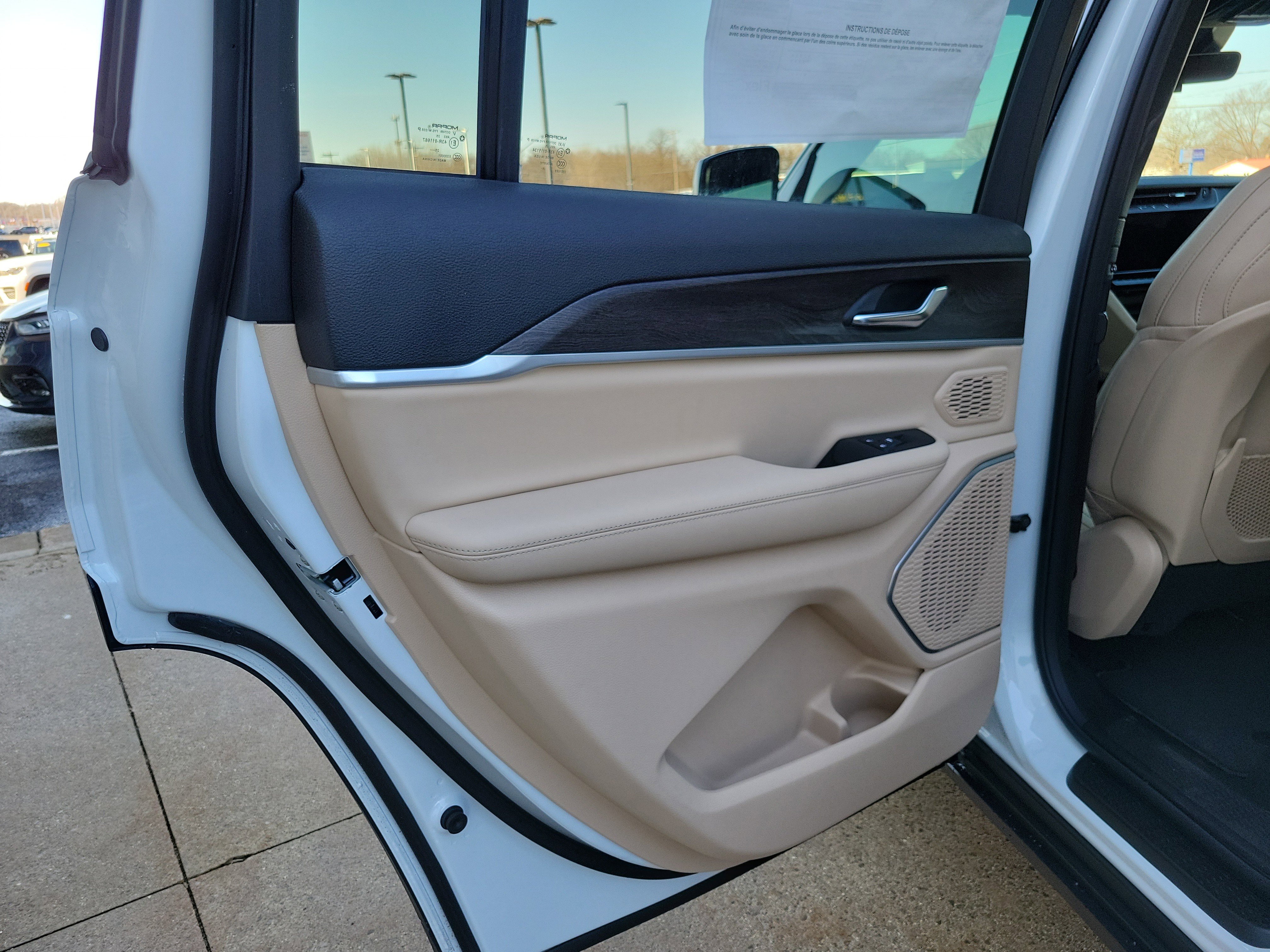 New 2026 Jeep Grand Cherokee L Limited image 17