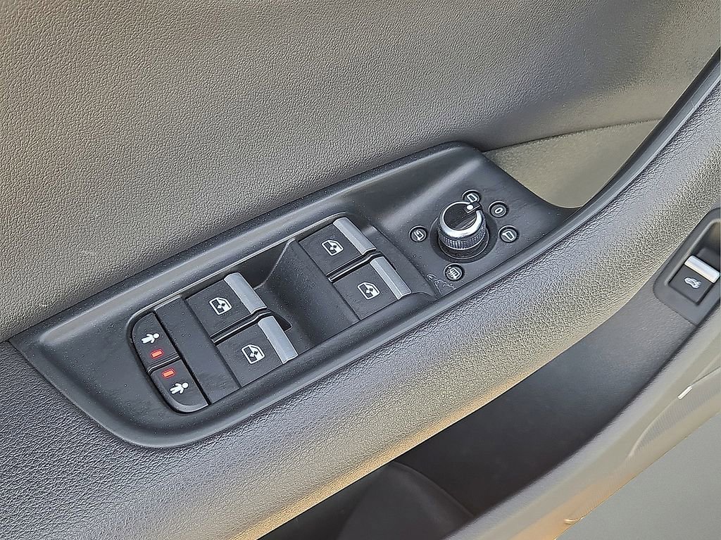 Used 2020 Audi Q7 3.0T Premium Plus image 23