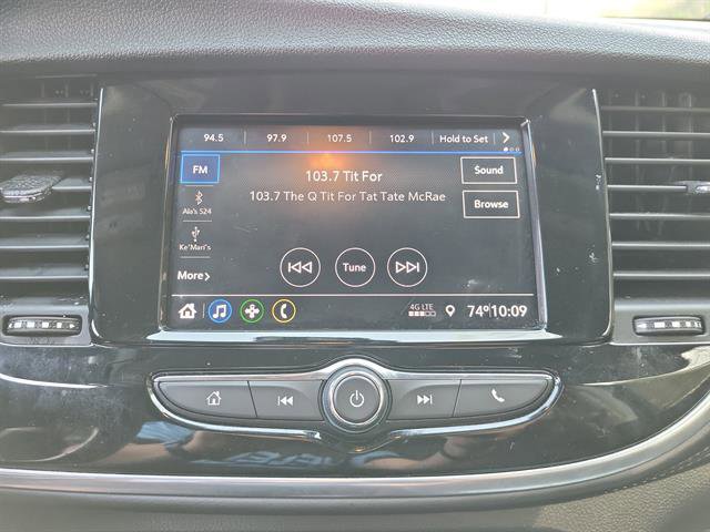 Used 2021 Buick Encore Preferred AWD/4WD image 11