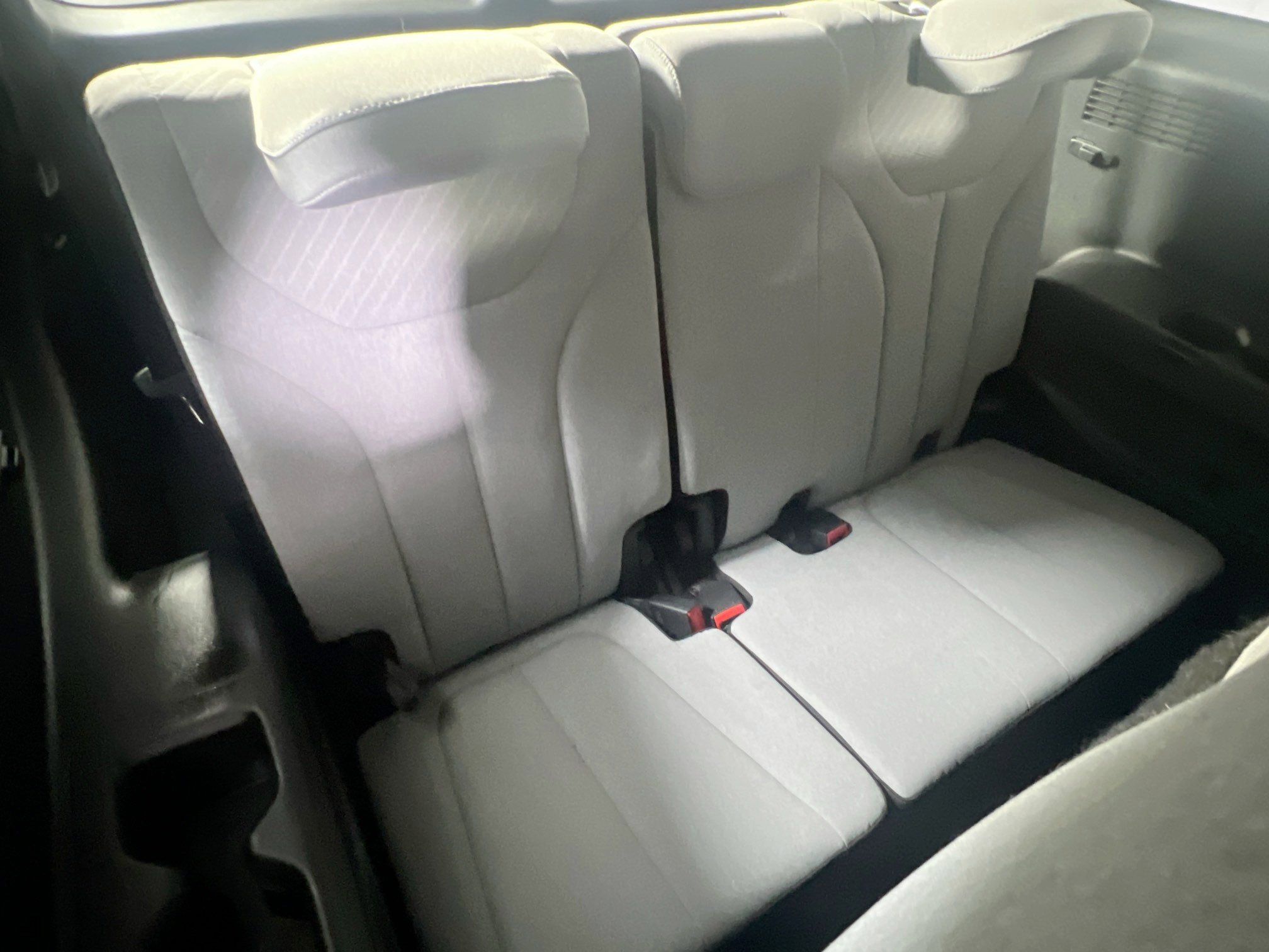 Used 2023 Hyundai Palisade SE image 25