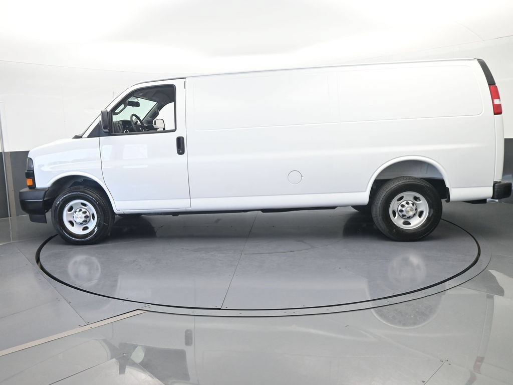 New 2026 Chevrolet Express 2500 Extended w/ Driver Convenience Package RWD image 3