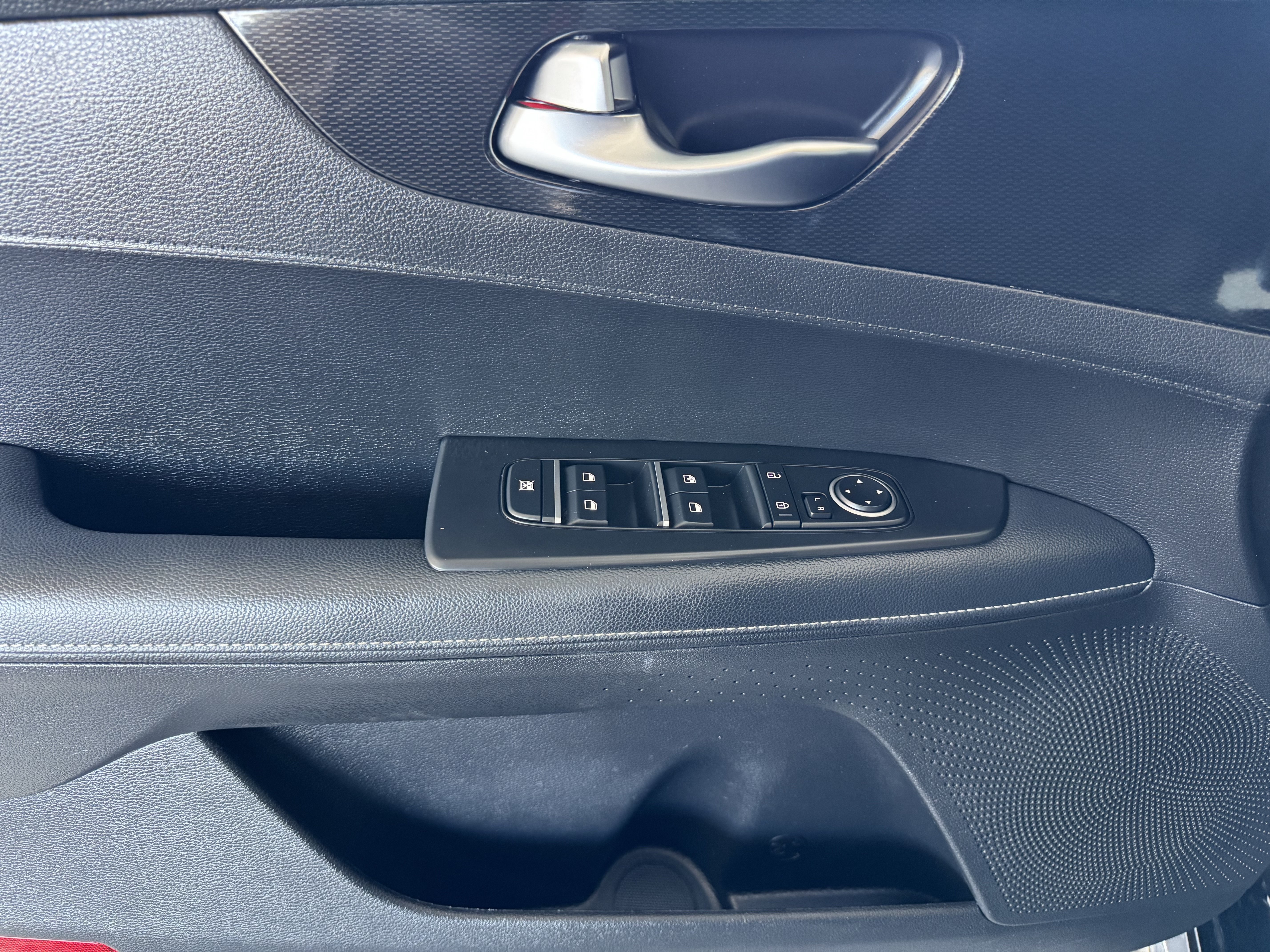 Used 2023 Kia Forte GT-Line FWD image 10
