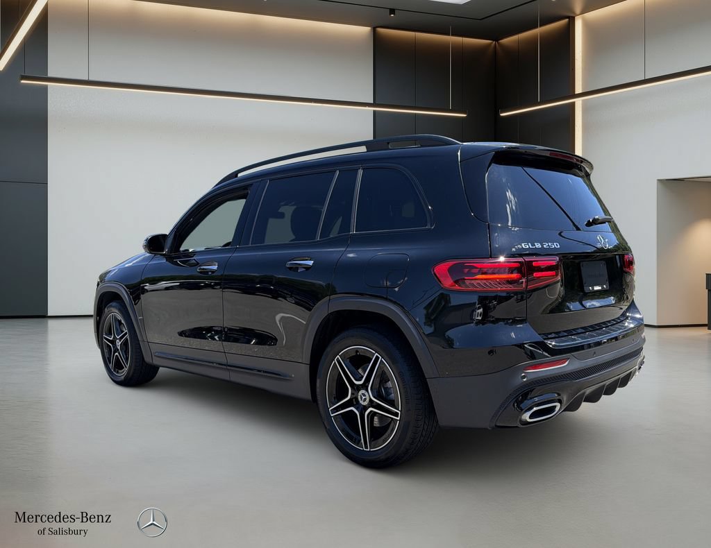 Certified 2024 Mercedes-Benz GLB 250 4MATIC w/ AMG Night Package image 6