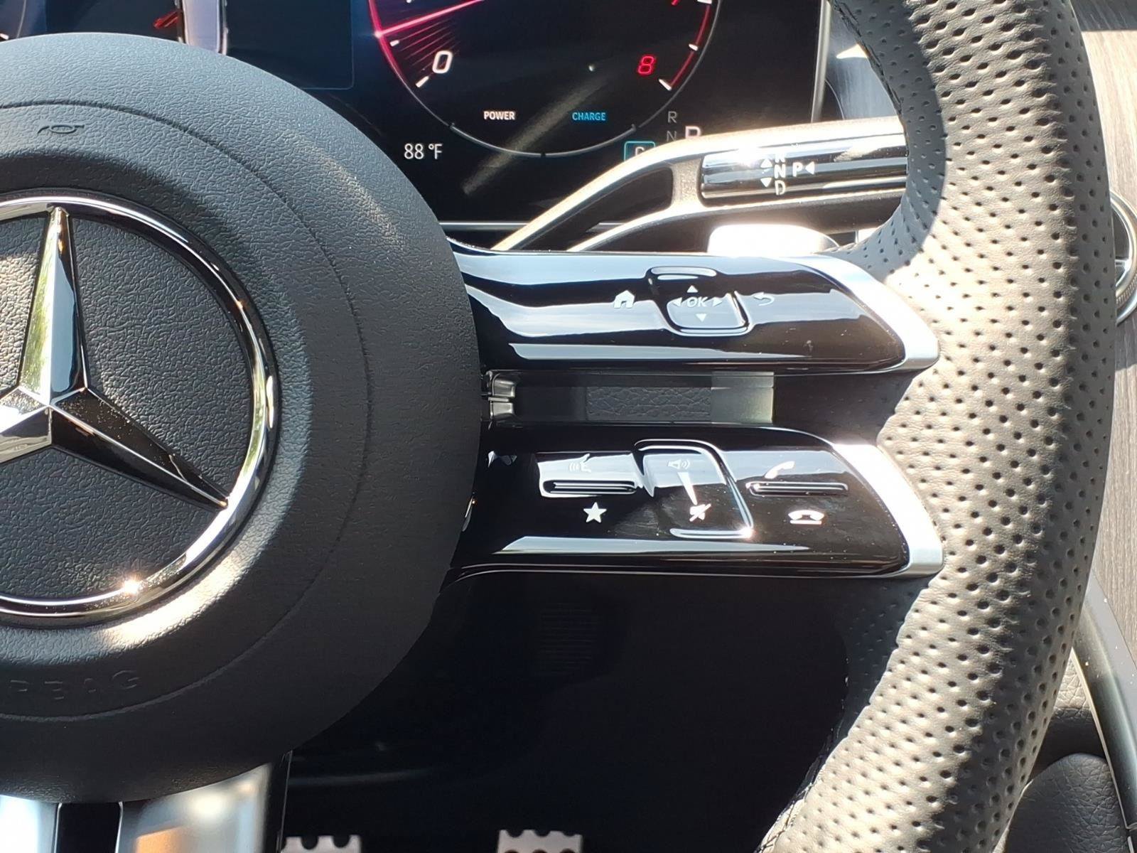 New 2026 Mercedes-Benz GLC 300 4MATIC image 23