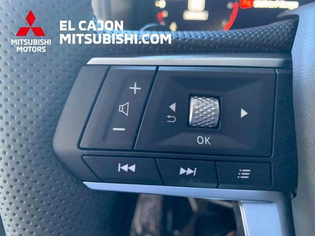 New 2026 Mitsubishi Outlander SE FWD image 17