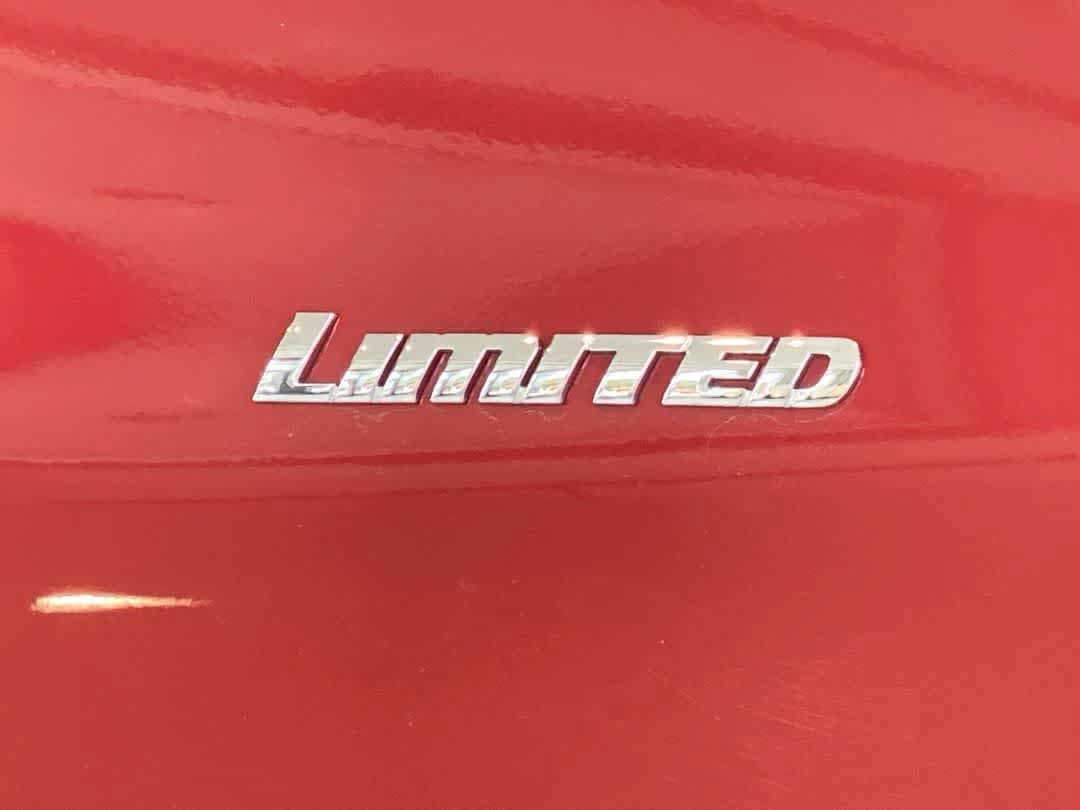 Used 2022 Toyota 4Runner Limited AWD/4WD image 12