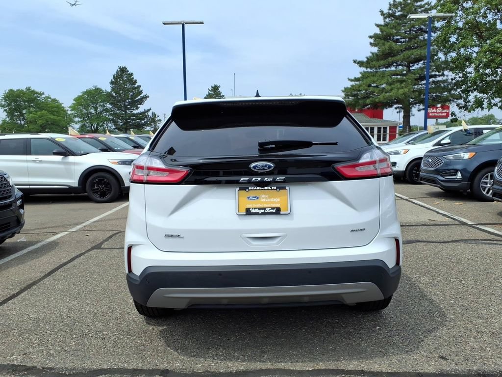 Certified 2023 Ford Edge SEL w/ Convenience Package AWD/4WD image 8