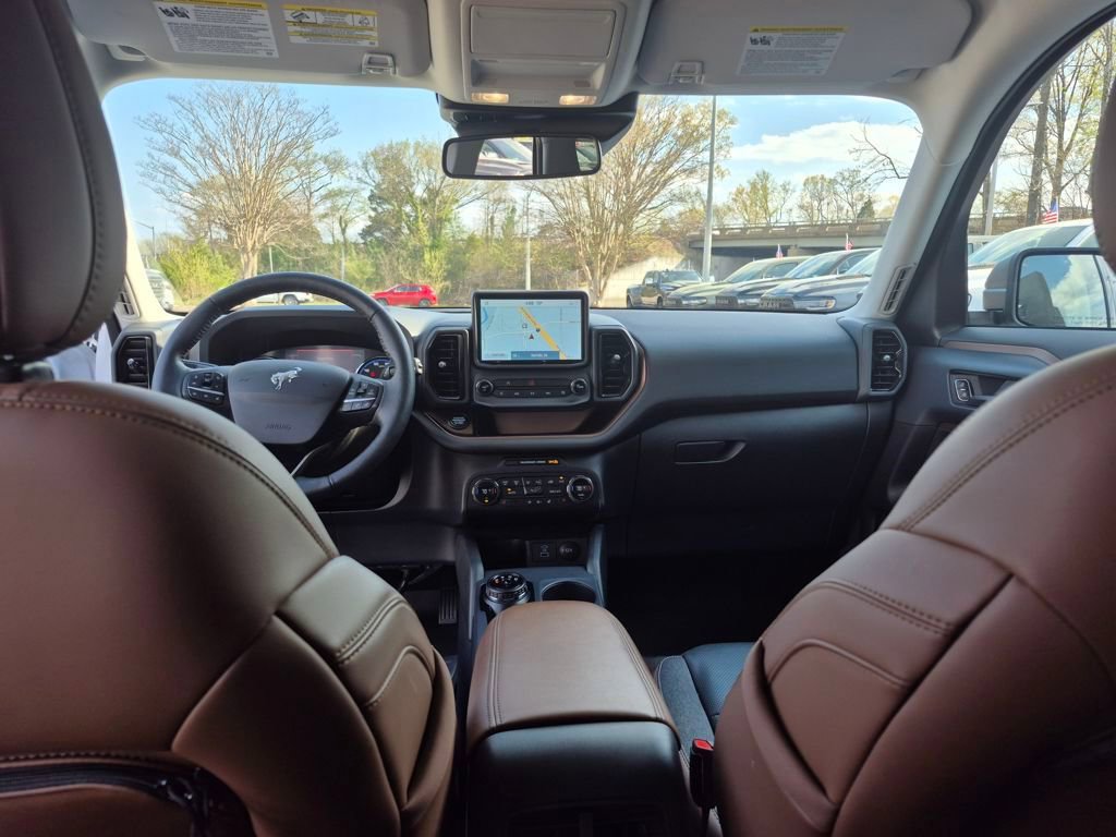 Used 2021 Ford Bronco Sport Outer Banks w/ Outer Banks Package (96D) image 11