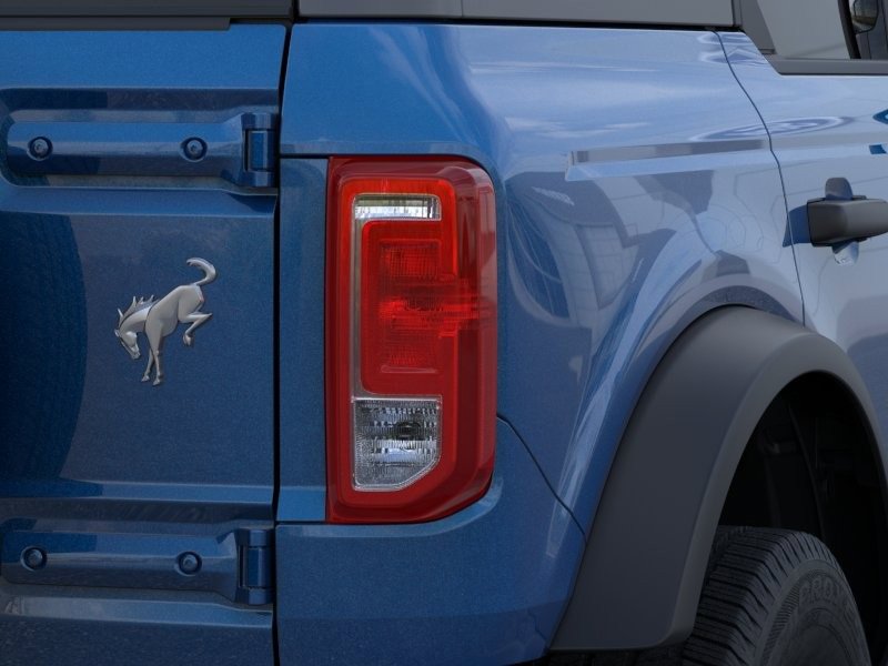 New 2025 Ford Bronco 4-Door image 24
