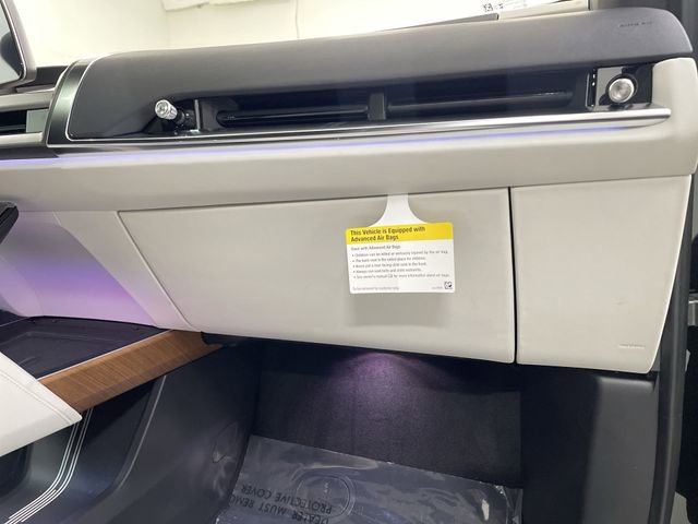 New 2026 Cadillac Vistiq Sport w/ LPO, Floor Liner Package image 27