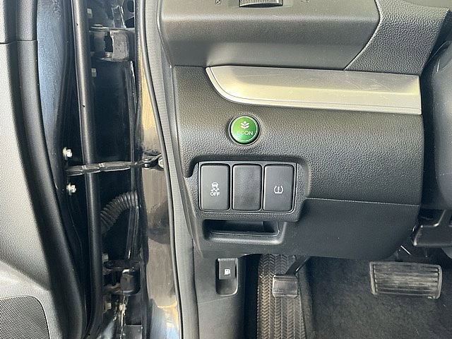 Used 2016 Honda CR-V SE image 18