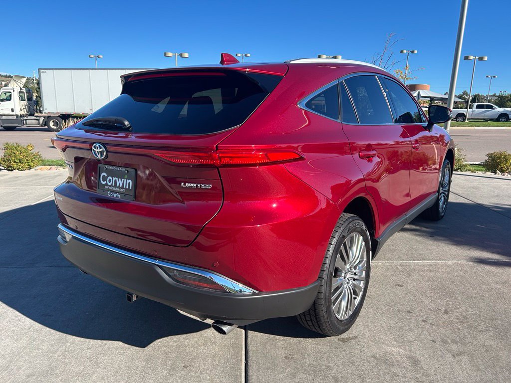 Used 2023 Toyota Venza Limited AWD/4WD image 9