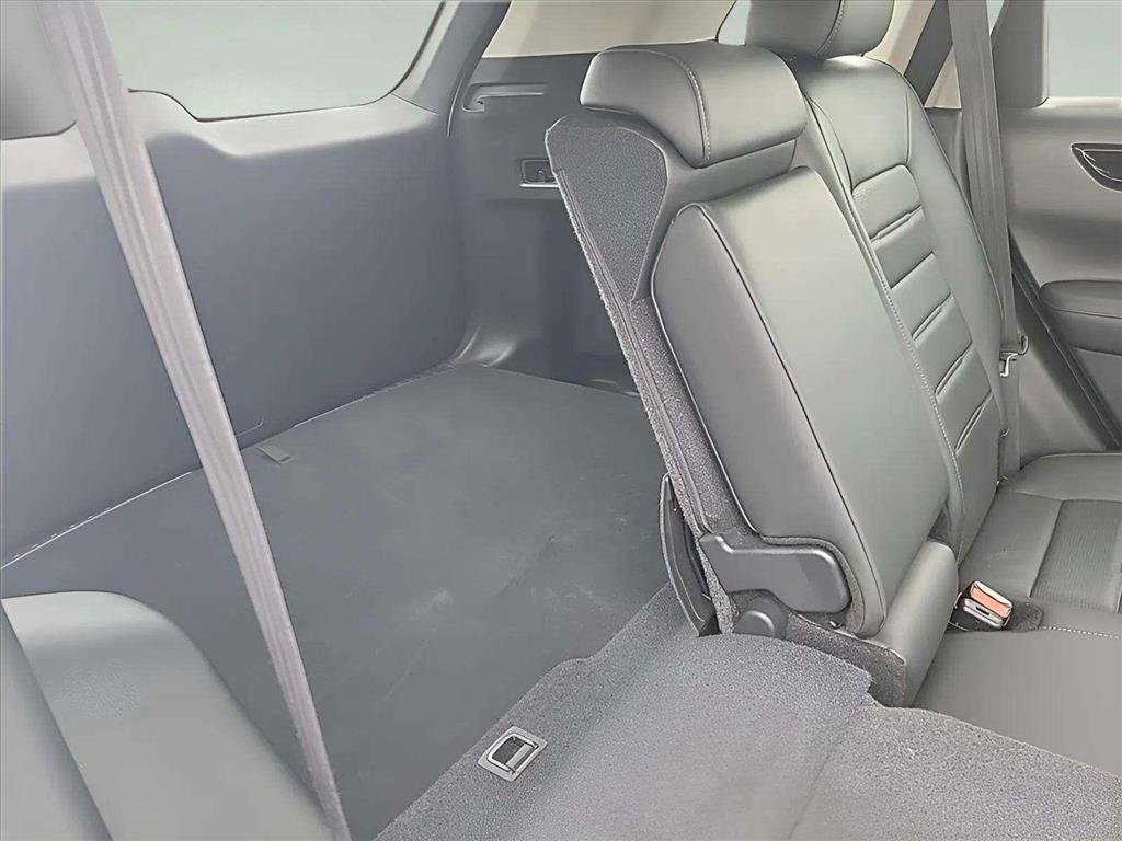 Used 2024 Honda CR-V EX-L image 27