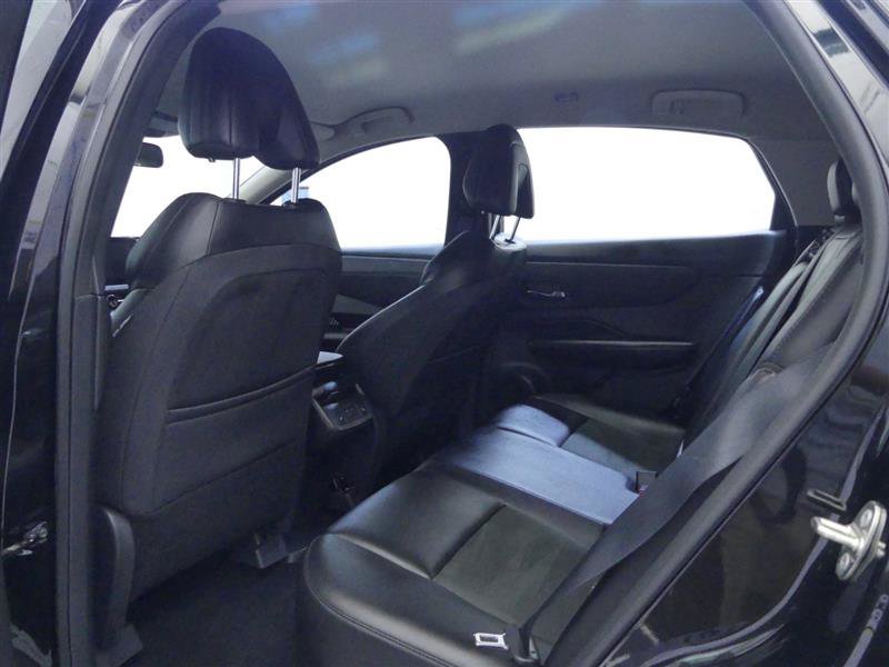 Used 2023 Nissan Ariya AWD image 21