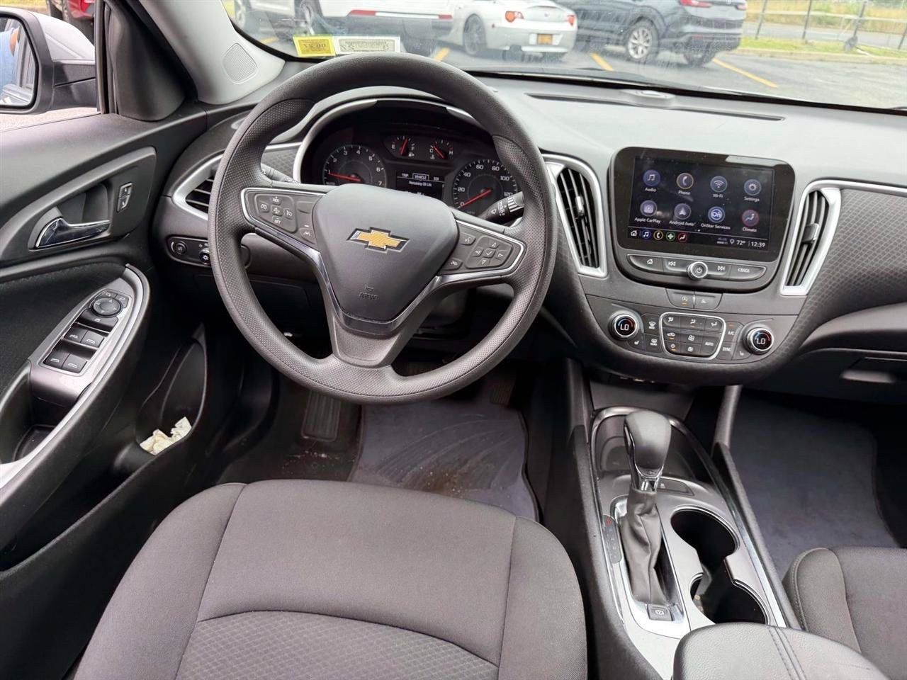 Used 2023 Chevrolet Malibu LT FWD image 11