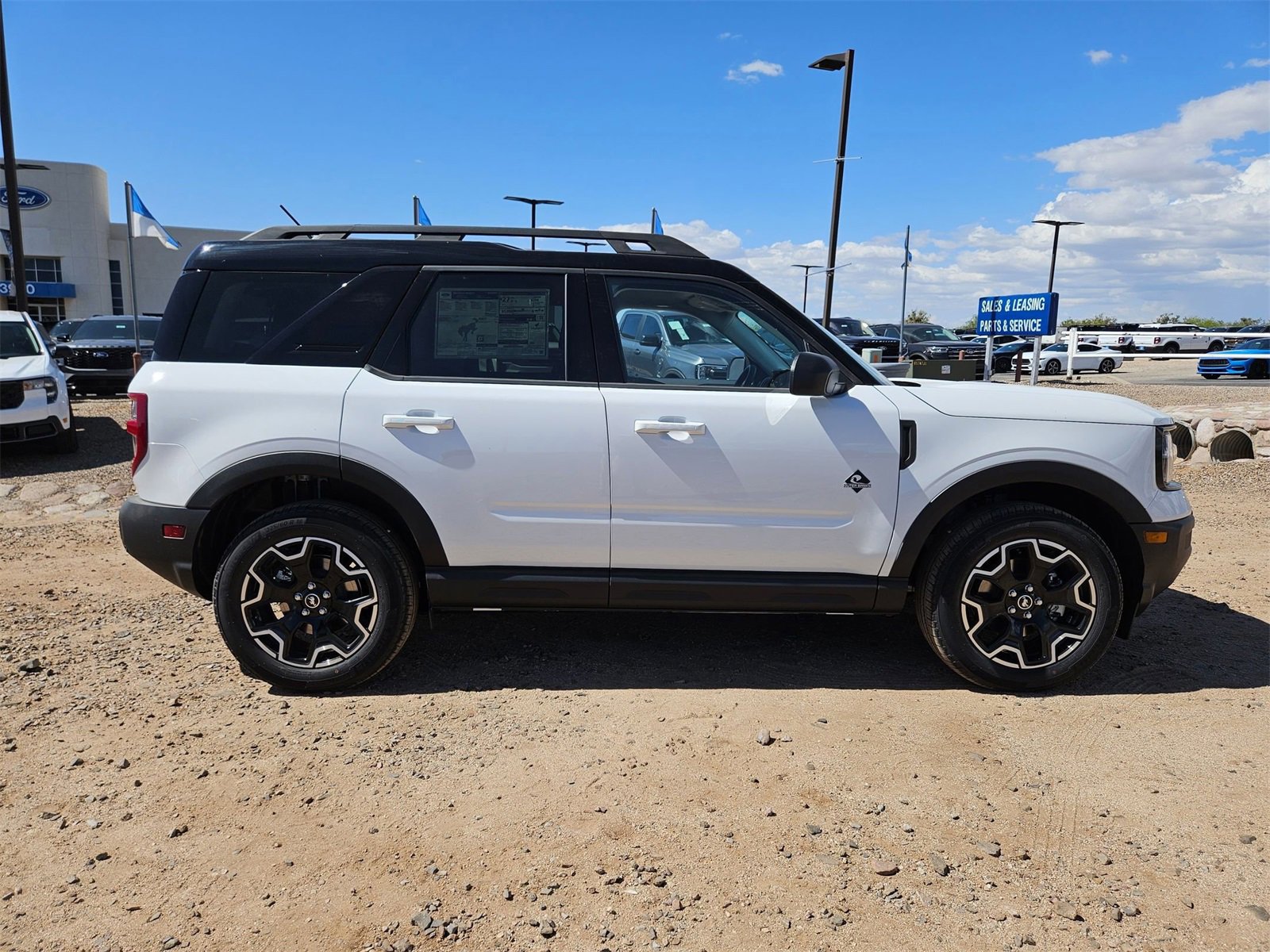 New 2025 Ford Bronco Sport Outer Banks image 4