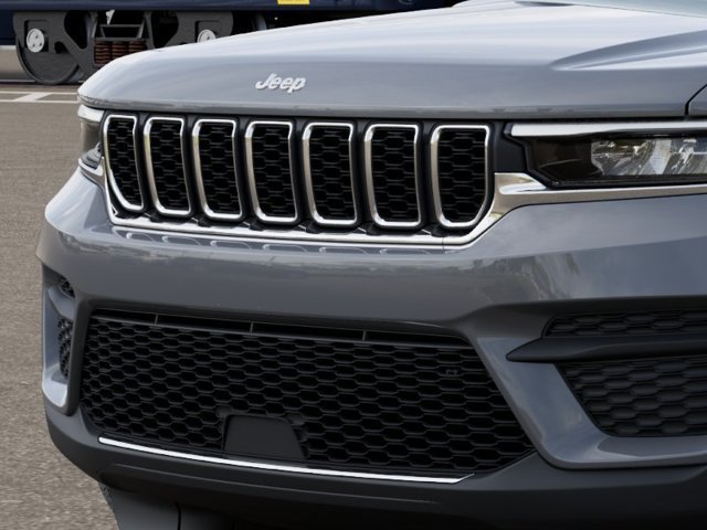 New 2027 Jeep Grand Cherokee Laredo X AWD/4WD image 11