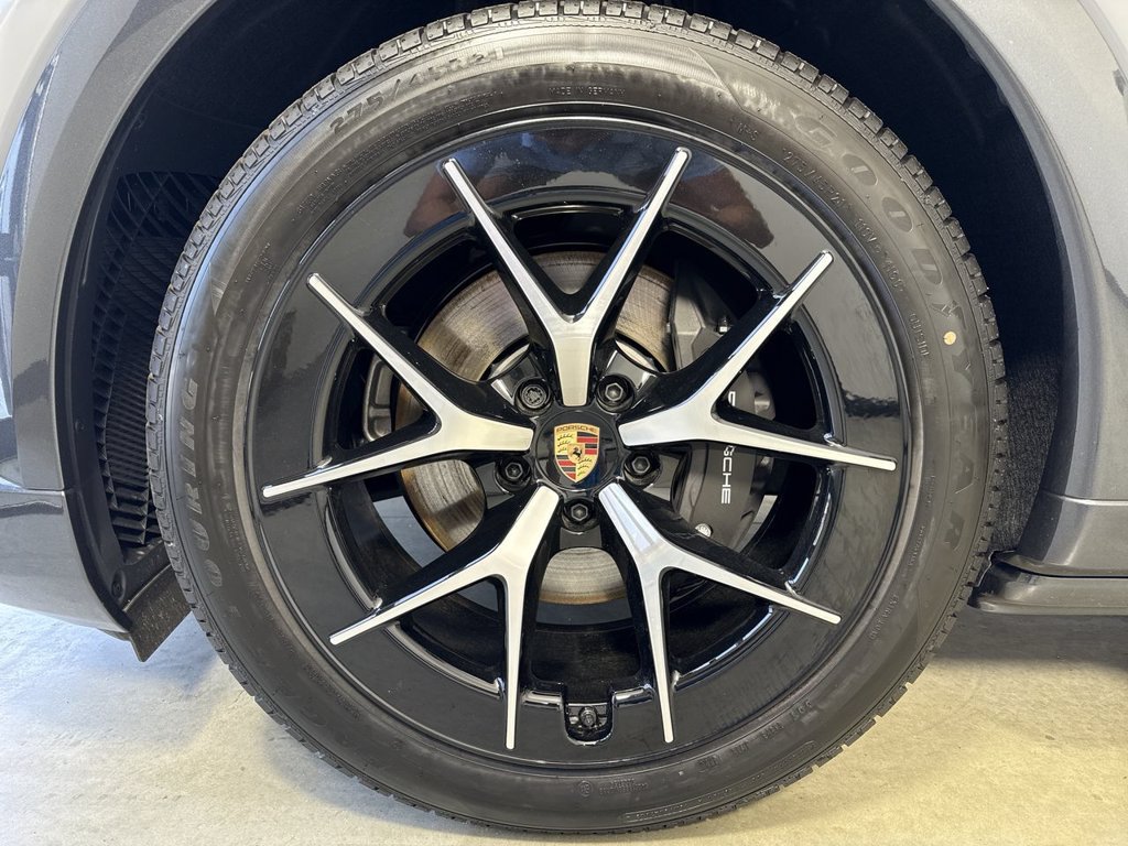 New 2026 Porsche Cayenne Electric AWD/4WD image 13