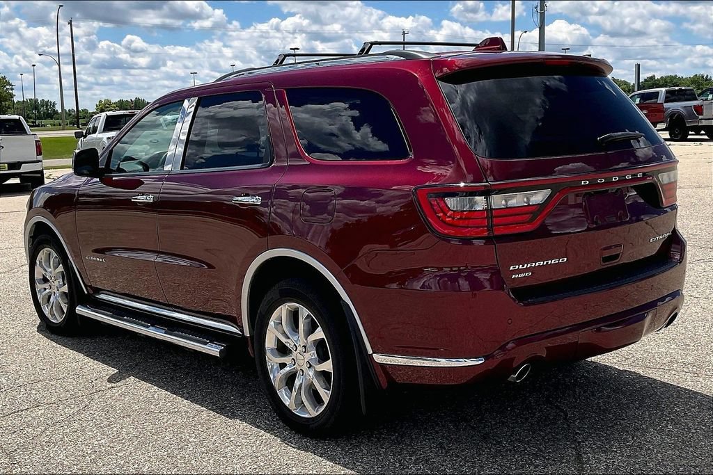Used 2016 Dodge Durango Citadel w/ Technology Group AWD/4WD image 3