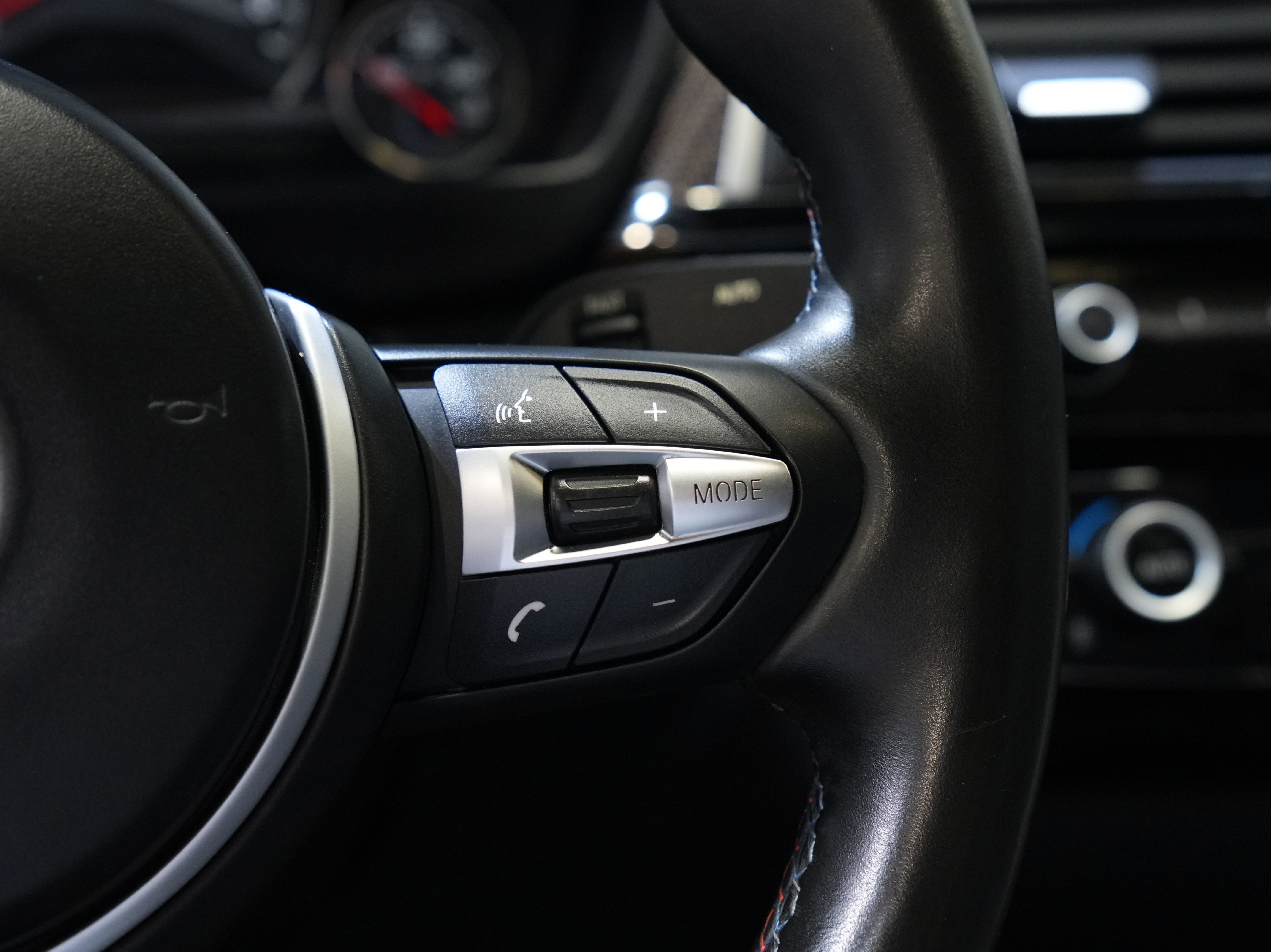 Used 2020 BMW M4 Coupe w/ Competition Package image 39