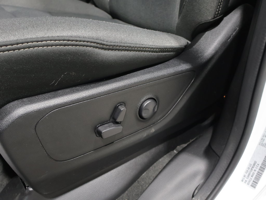 Certified 2023 RAM 1500 Big Horn AWD/4WD image 13