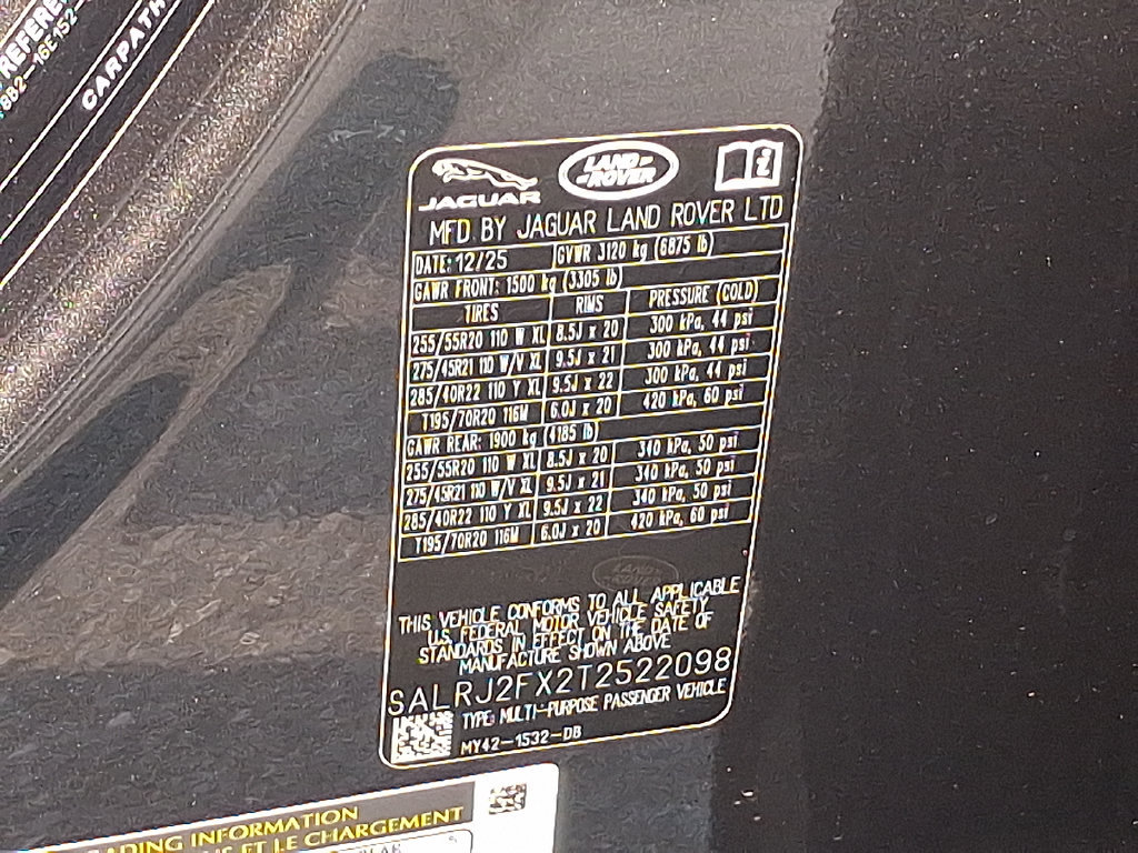 Certified 2026 Land Rover Discovery S AWD/4WD image 25