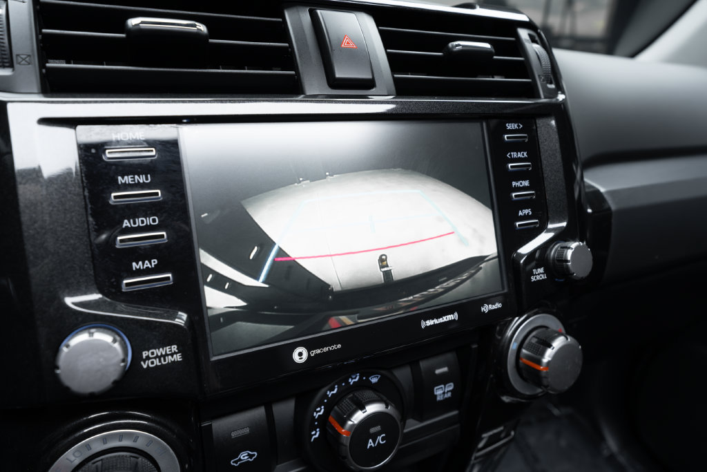 Used 2023 Toyota 4Runner TRD Off-Road Premium w/ Moonroof Package AWD/4WD image 31