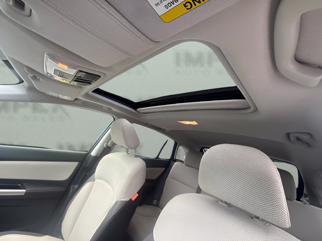 Used 2017 Subaru Crosstrek 2.0i Premium w/ Moonroof Package AWD/4WD image 10