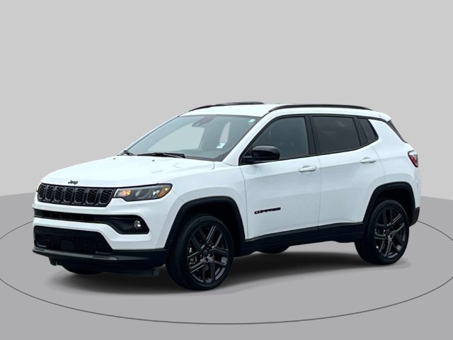 Used 2026 Jeep Compass Latitude AWD/4WD image 8