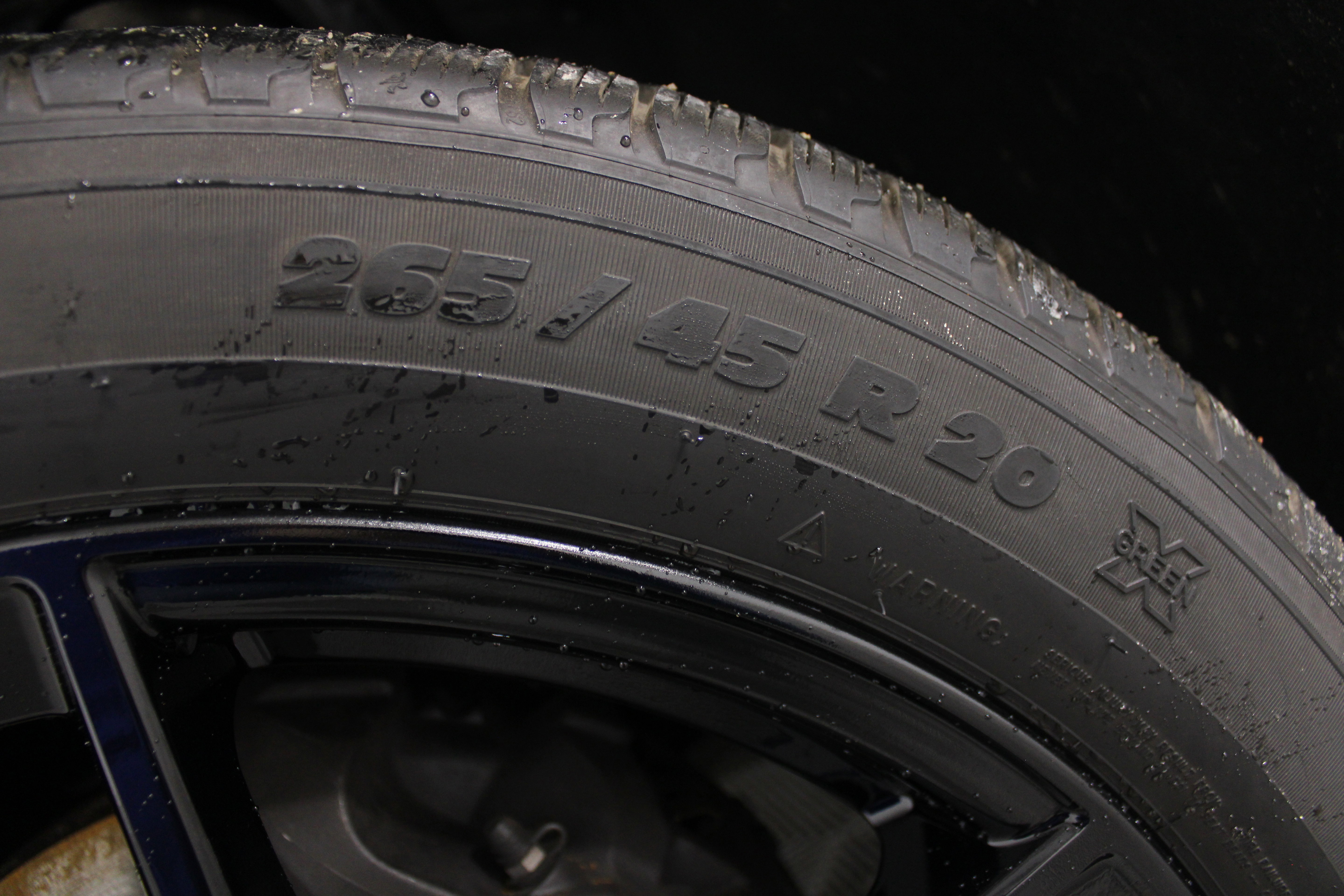 Used 2024 Porsche Macan Turbo image 34