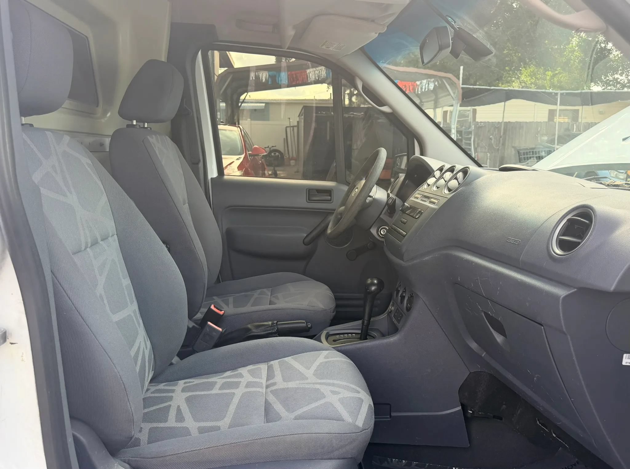 Used 2012 Ford Transit Connect XL FWD image 13