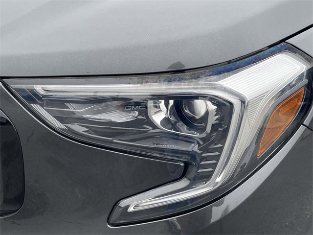 Used 2021 GMC Terrain SLT w/ Elevation Edition image 14