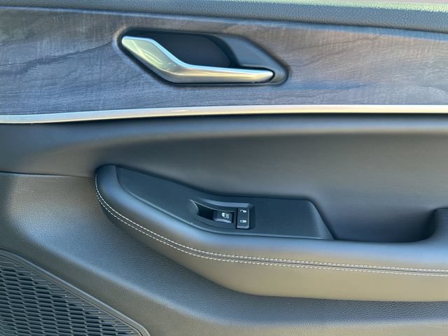 New 2026 Jeep Grand Cherokee Altitude AWD/4WD image 32