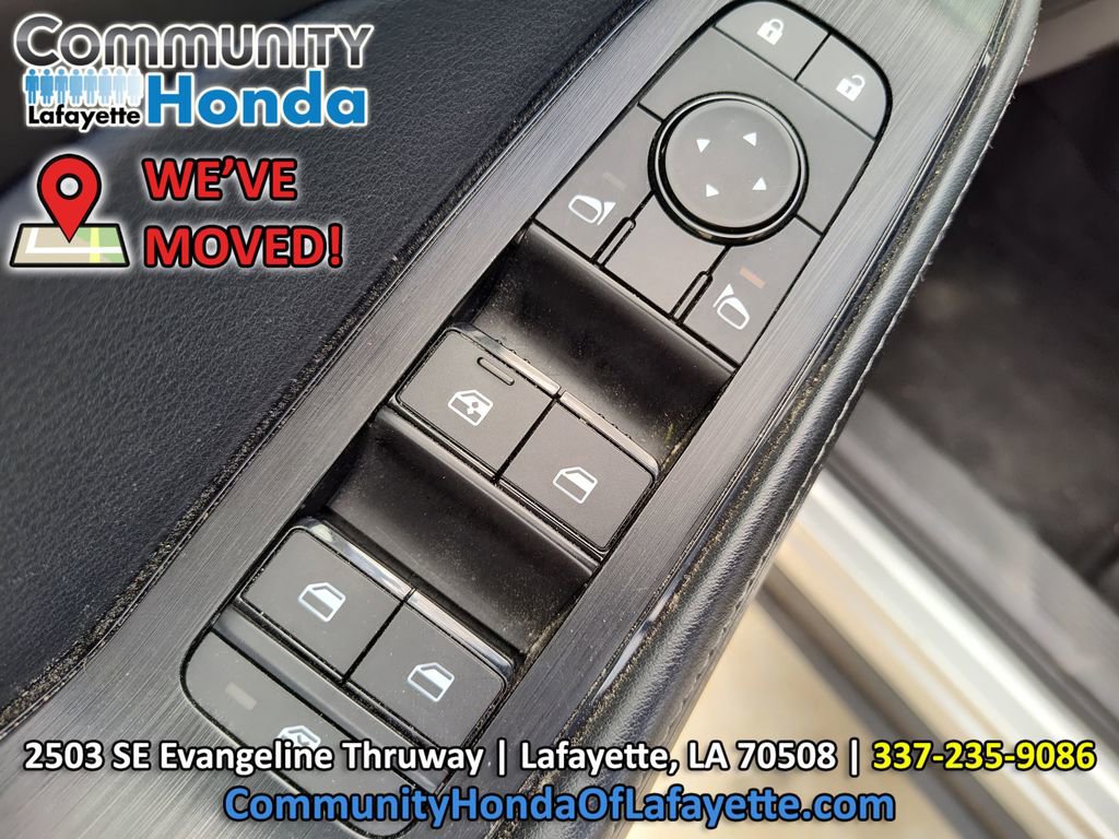Used 2024 Nissan Rogue SV FWD image 21
