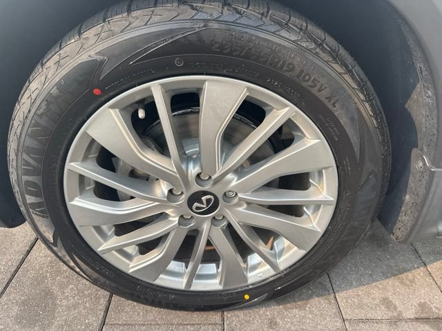 Certified 2023 INFINITI QX50 Luxe AWD/4WD image 9