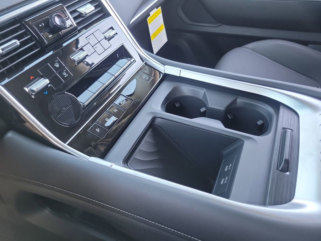 New 2026 Nissan Armada SV image 9