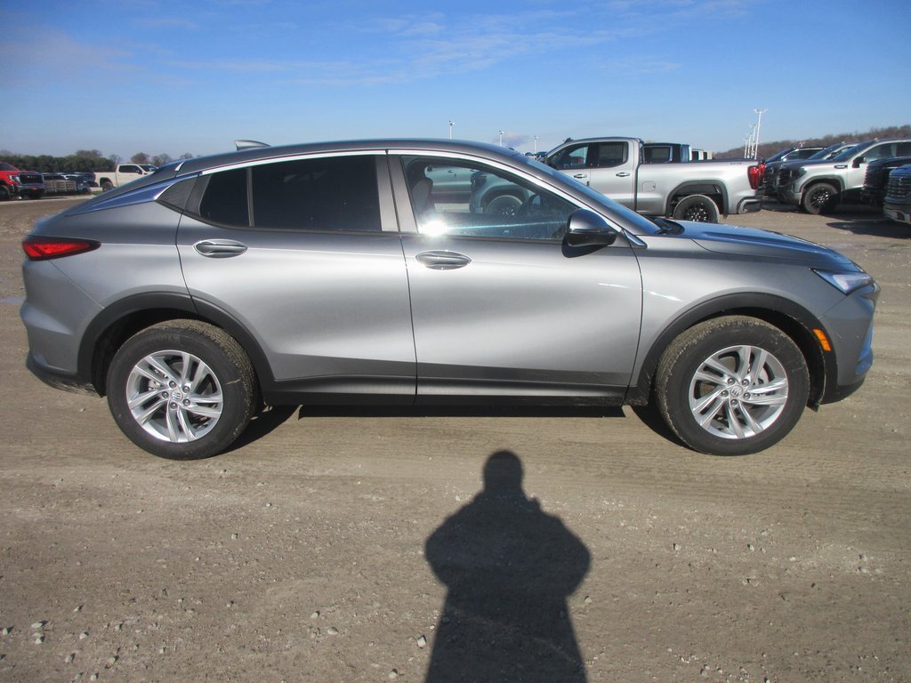 New 2026 Buick Envista Preferred image 3