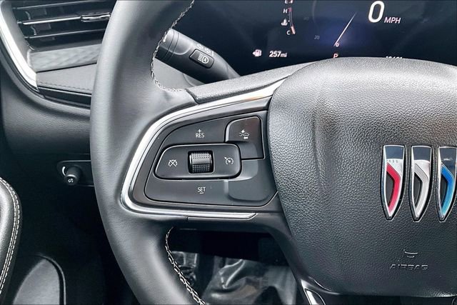 Used 2025 Buick Encore GX Preferred AWD/4WD image 18