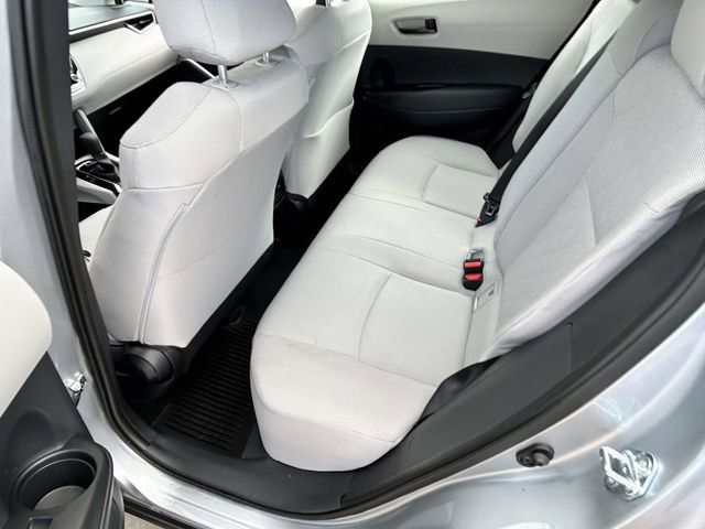 Used 2025 Toyota Corolla Cross L image 8