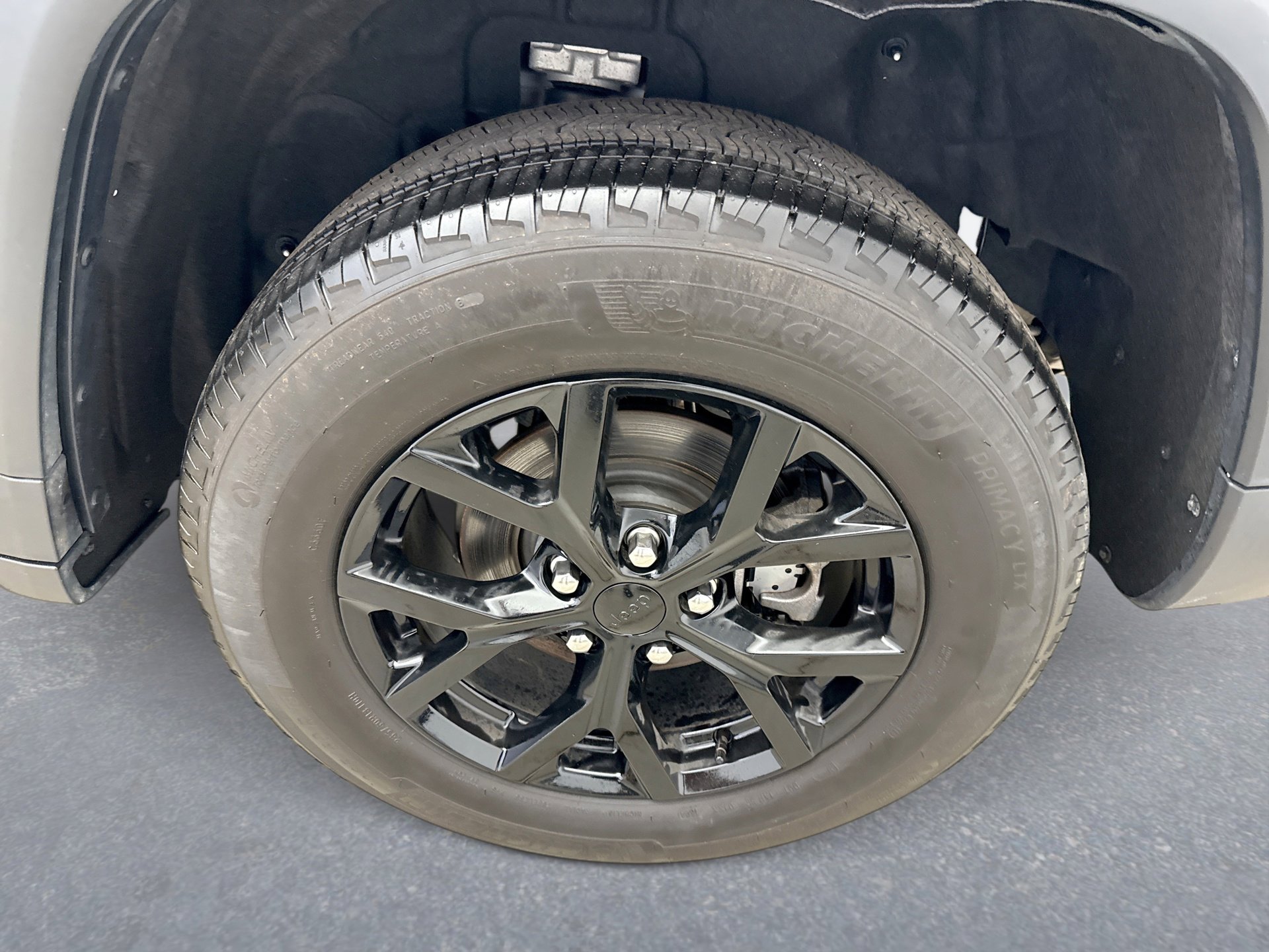 Used 2024 Jeep Grand Cherokee Altitude image 20