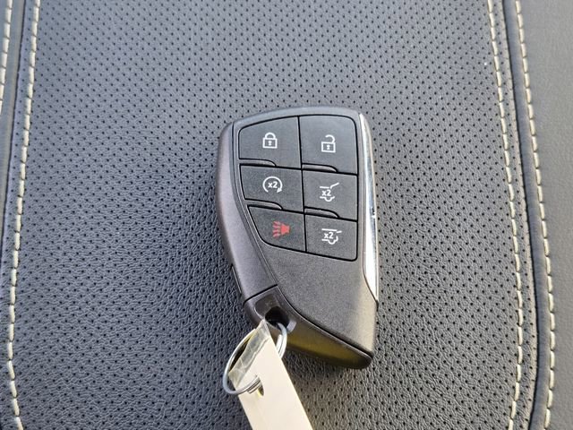 Used 2025 GMC Yukon XL Elevation AWD/4WD image 26