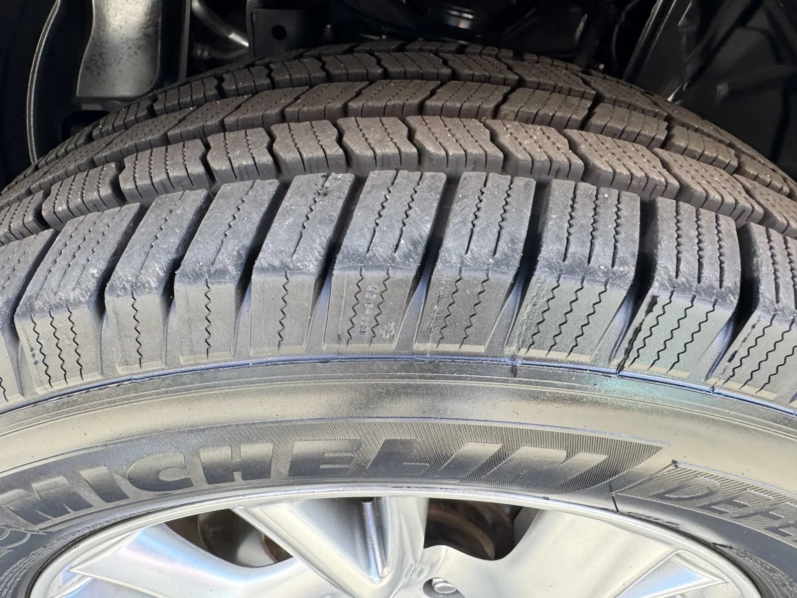 Used 2012 INFINITI QX56 4WD w/ Theater Pkg image 16