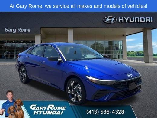 Certified 2025 Hyundai Elantra Sport FWD image 2