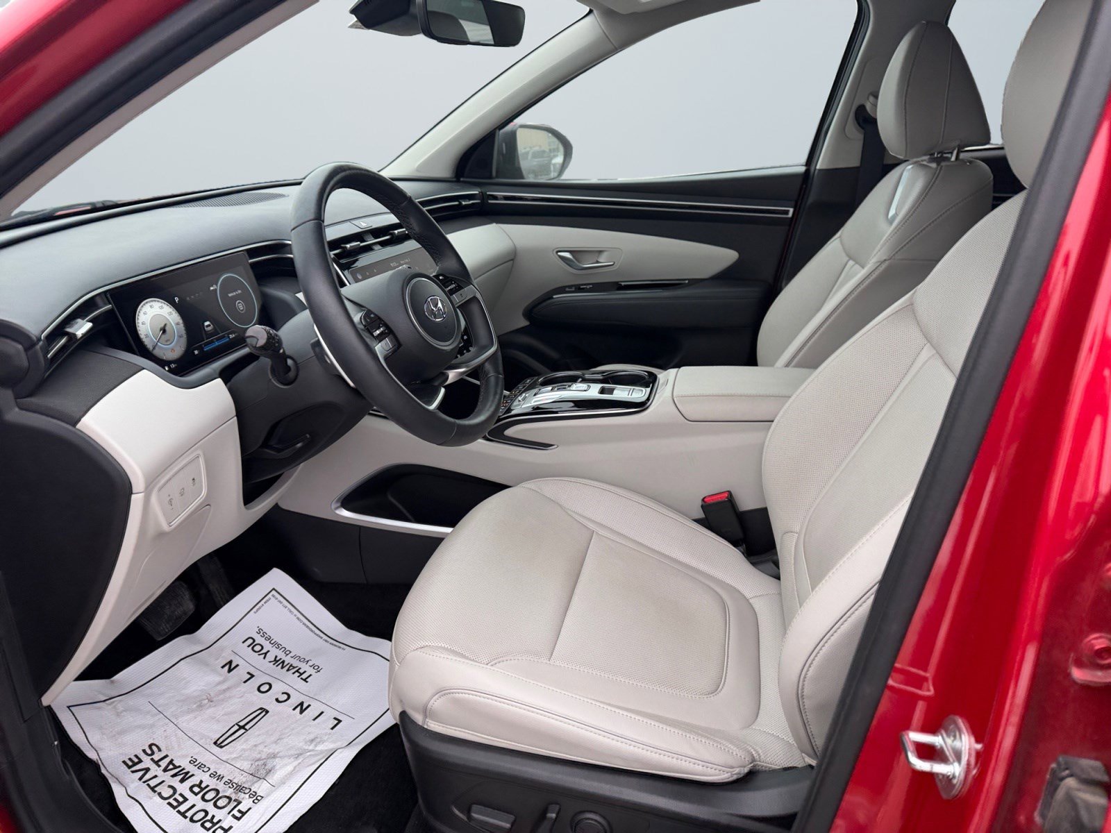 Certified 2023 Hyundai Tucson Limited w/ Cargo Package image 11