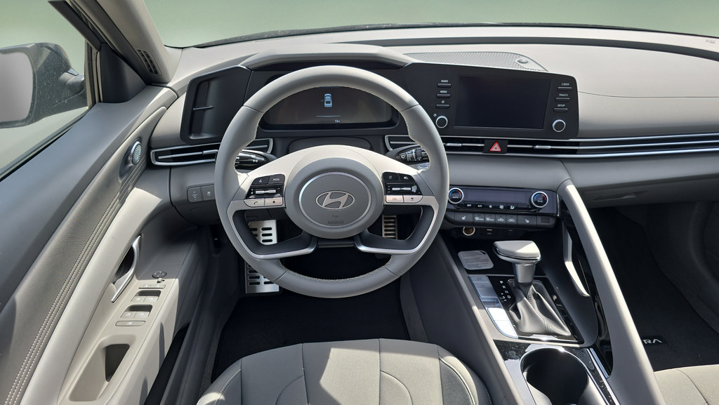 New 2026 Hyundai Elantra SEL Sport Premium w/ Cargo Package FWD image 12