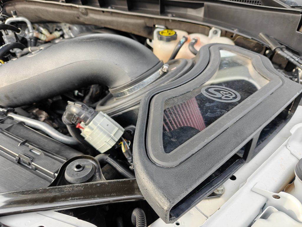 Used 2023 GMC Yukon AT4 w/ AT4 Premium Plus Package image 36