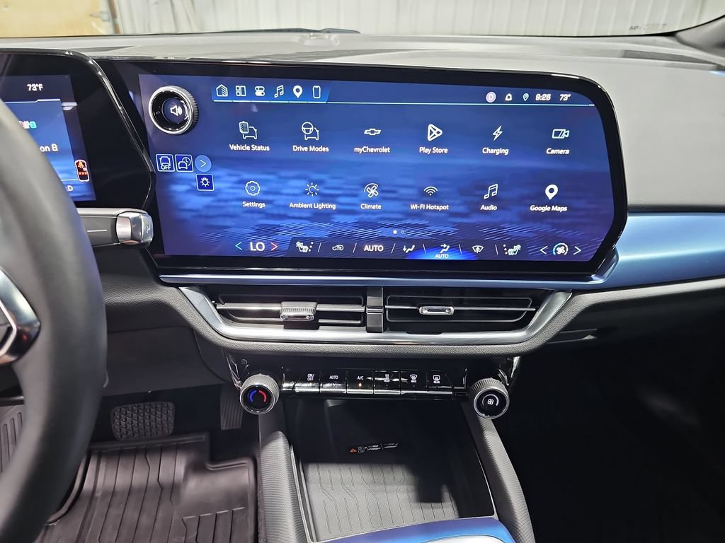 Used 2025 Chevrolet Equinox EV LT w/ LPO, All-Weather Mat Package FWD image 20