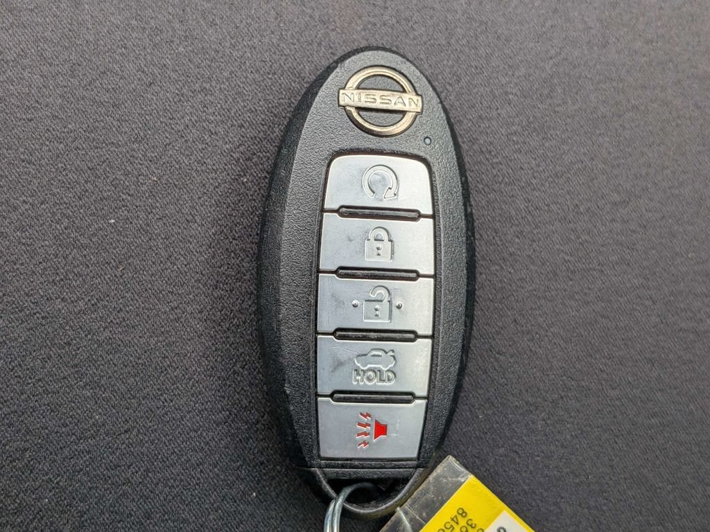 Used 2025 Nissan Altima 2.5 SV FWD image 27