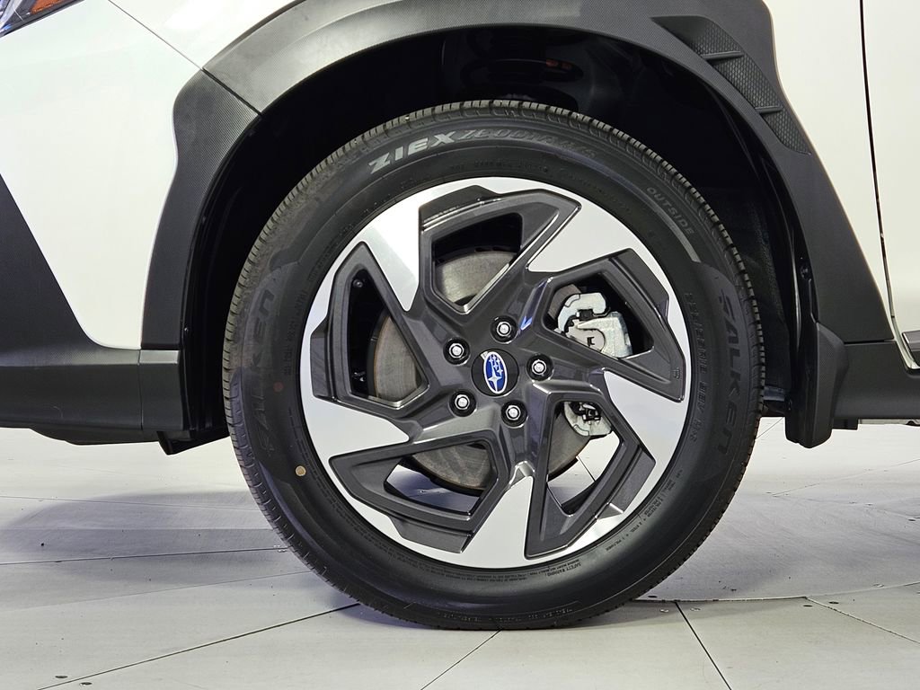 Certified 2025 Subaru Crosstrek 2.5i Limited w/ Crosstrek Mirror Package image 8