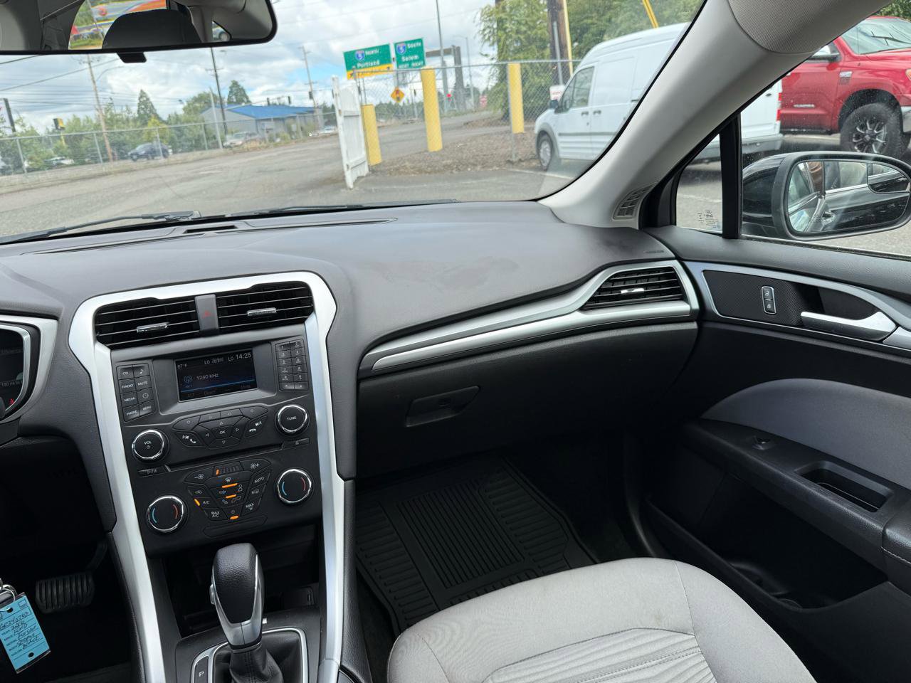 Used 2016 Ford Fusion S FWD image 23